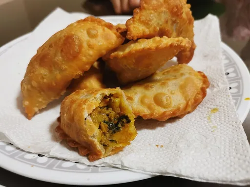 Karipap Daging (3 biji)