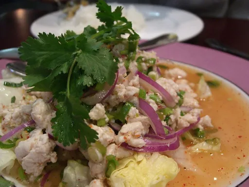 Larb Gai