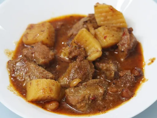 Massaman Neua