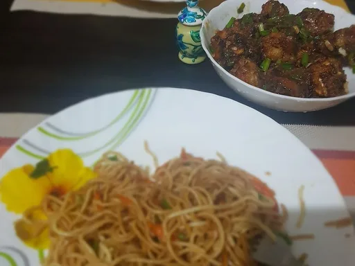 Hakka Noodles